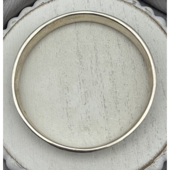 James Avery without Stone 7.1 - 7.5 in Item Fine Bracelets  Rare/Retired James Avery 925 Angels and Hearts Bangle Bracelet 36.78G/7.5in/9mm